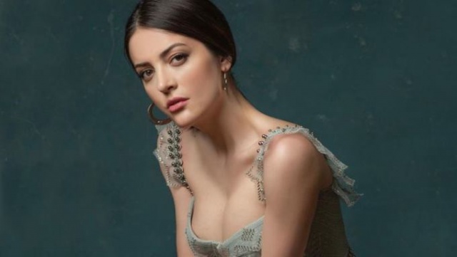 İrem Sak paylaşımıyla sosyal medyayı salladı 7