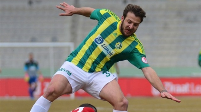 Batuhan Karadeniz imzayı attı 2