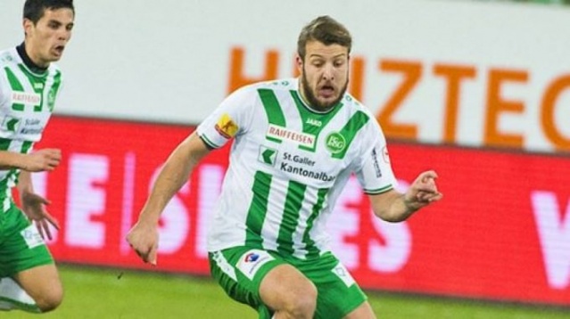 Batuhan Karadeniz imzayı attı 5