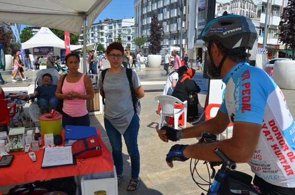 Çocuklar ölmesin diye binlerce kilometre pedal çeviriyor 6