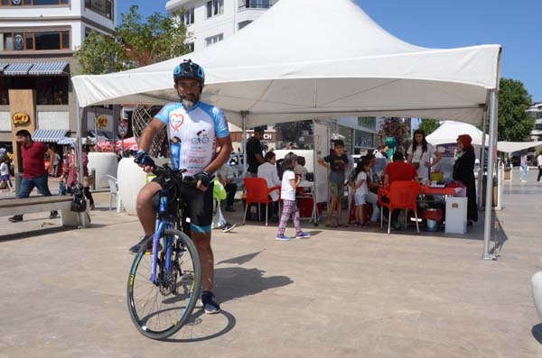 Çocuklar ölmesin diye binlerce kilometre pedal çeviriyor 2