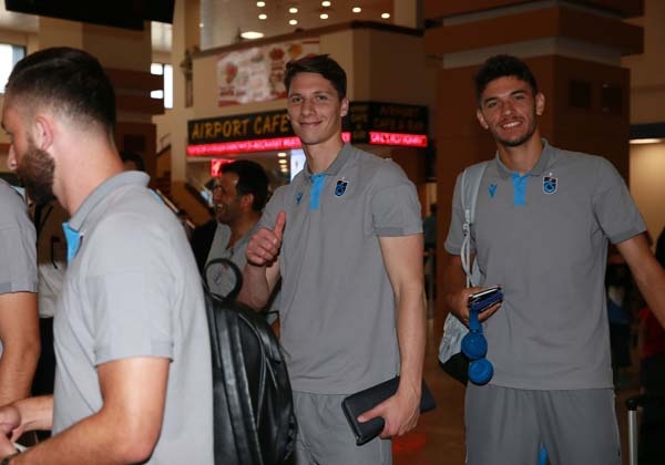 Trabzonspor Avusturya'ya gitti - İşte Kamp kadrosu 17