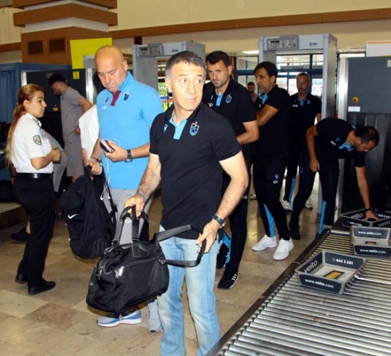 Trabzonspor Avusturya'ya gitti - İşte Kamp kadrosu 3