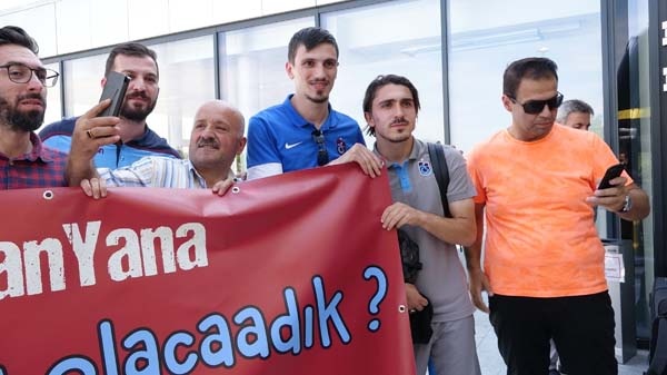 Trabzonspor'a Linz'de coşkulu karşılama 4