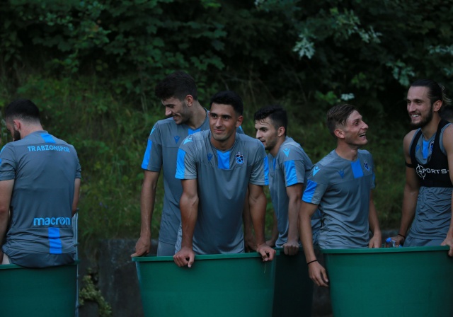 Trabzonspor'un Avusturya kampı başladı! 4