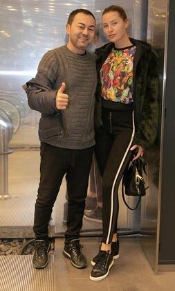 "Karımın omzuna el atmak istiyorum, ama olmuyor!' 2