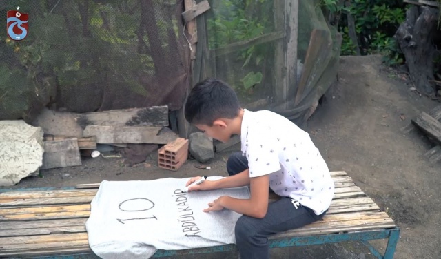 Trabzonspor'dan satış rekoru! Kaç adet satıldı? 9