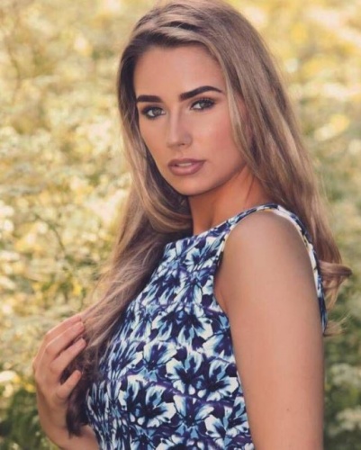 Ella Rees yaptığı işle şaşırtıyor 11