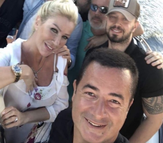 Acun Ilıcalı Seda Sayan'a gönderme yaptı 2