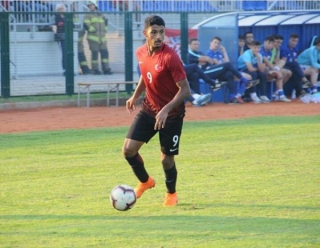 Trabzonsporlu Burak Temir'e Zonguldak kancası 5