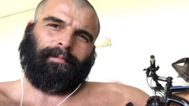 Türk bayrağına hakaret eden Mehmet Akif Alakurt'a soruşturma! 2