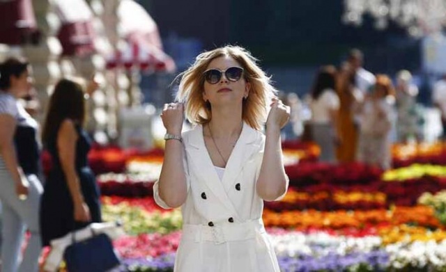 Ünlü meydan çiçek bahçesine döndü 5