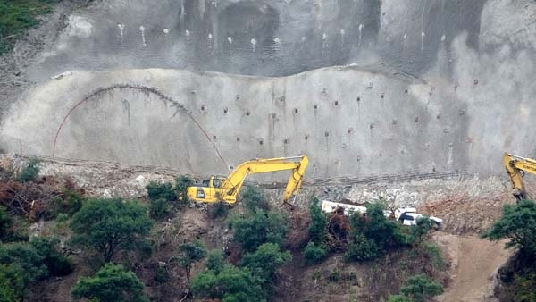 Doğal sit alanı Boztepe'de tünel ve yol inşaatına tepki 4