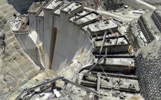 Yusufeli Barajı’nda gövde yüksekliği 115 metreye ulaştı 4