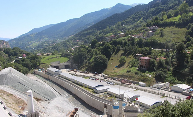 Zigana Tüneli’nde yüzde 63 seviyesine ulaşıldı 6