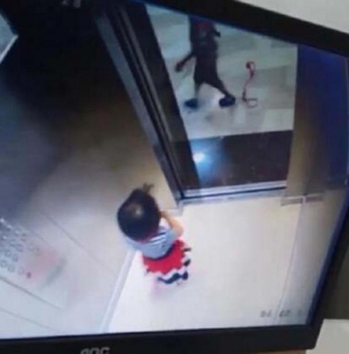 Korkunç olay! Asansörde ölümle burun buruna... 2