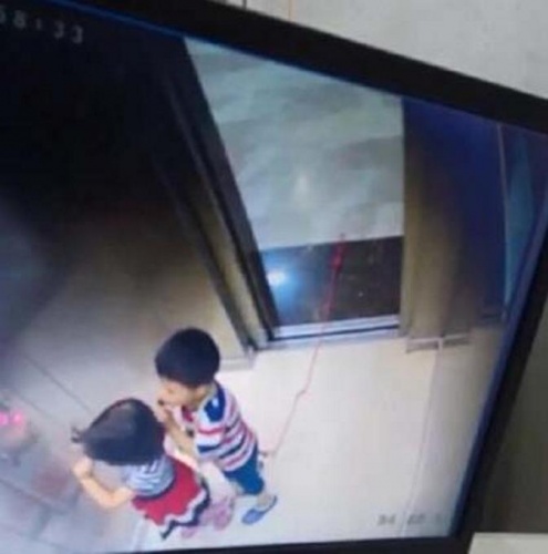 Korkunç olay! Asansörde ölümle burun buruna... 4