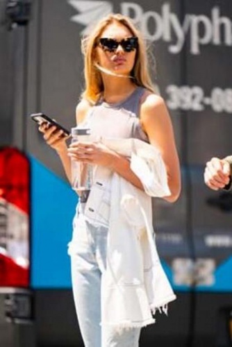 Kendine hayran bırakıyor 8