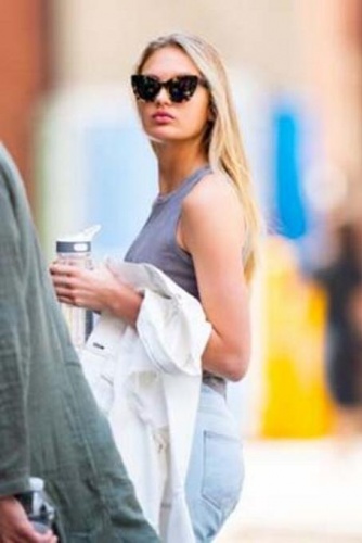 Kendine hayran bırakıyor 3