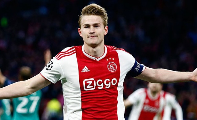 İşte yılın teknik direktör ve futbolcu adayları! 31-07-2019 4