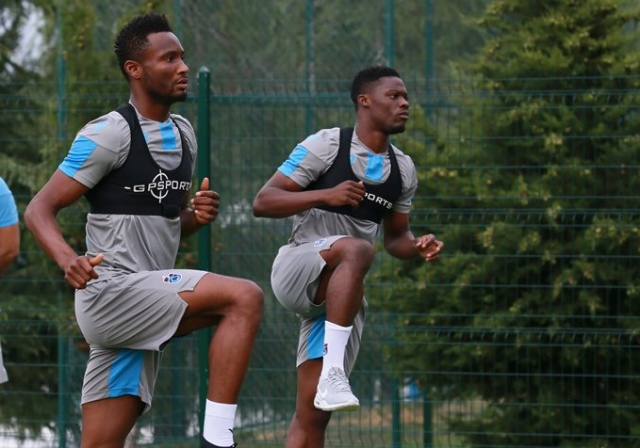 Ve Obi Mikel Trabzonspor'da ilk idmanına çıktı 3