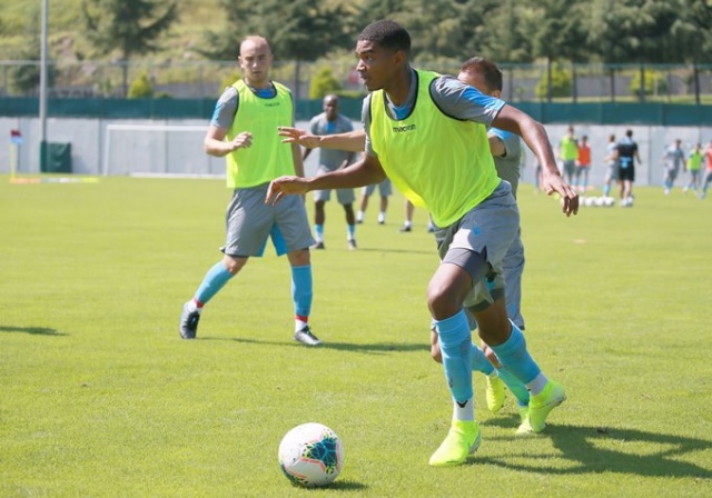 Trabzonspor Prag'a hazırlanıyor - 04.08.2019 10