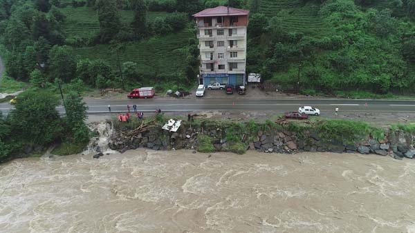 Rize'de sel bölgesi havadan görüntülendi 5