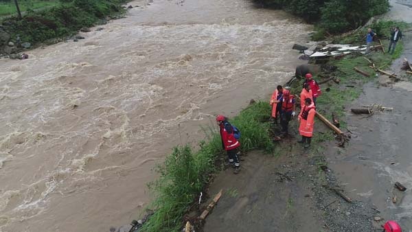 Rize'de sel bölgesi havadan görüntülendi 6