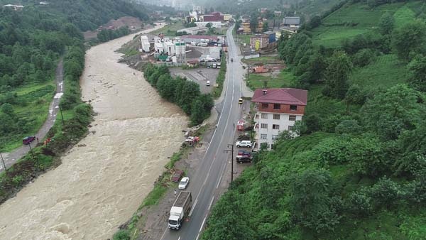 Rize'de sel bölgesi havadan görüntülendi 17