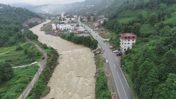 Rize'de sel bölgesi havadan görüntülendi 13