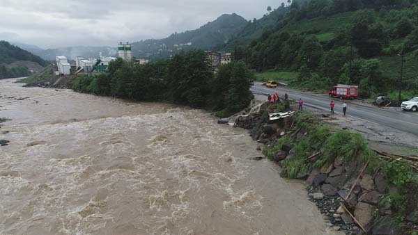 Rize'de sel bölgesi havadan görüntülendi 16