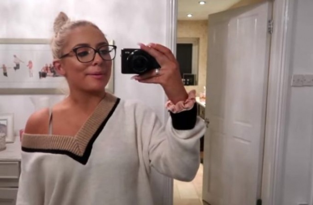 Saffron Barker Youtube'da milyoner oldu 2