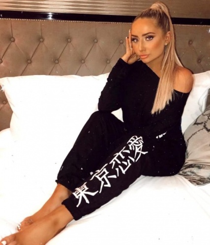 Saffron Barker Youtube'da milyoner oldu 10