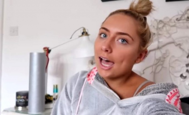 Saffron Barker Youtube'da milyoner oldu 3