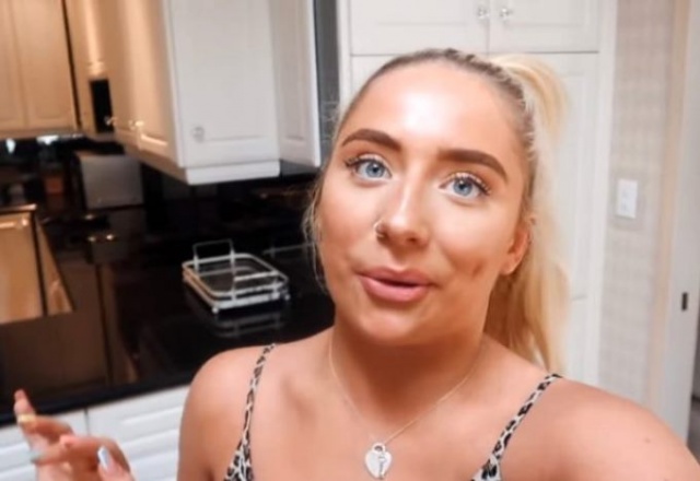 Saffron Barker Youtube'da milyoner oldu 20