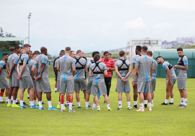 Trabzonspor, Sparta Prag maçı hazırlıklarının Trabzon etabını tamamladı 20