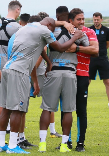 Trabzonspor, Sparta Prag maçı hazırlıklarının Trabzon etabını tamamladı 10