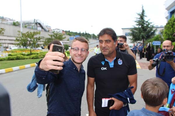 Trabzonspor Prag’a tur için uçtu 8