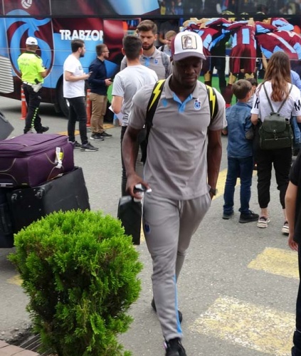 Trabzonspor Prag’a tur için uçtu 7