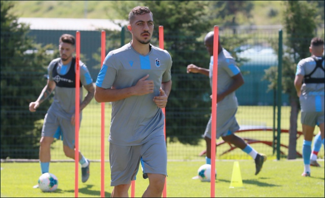 Trabzonspor'da o isimler ilk kez Avrupa maçına çıkacak! 6