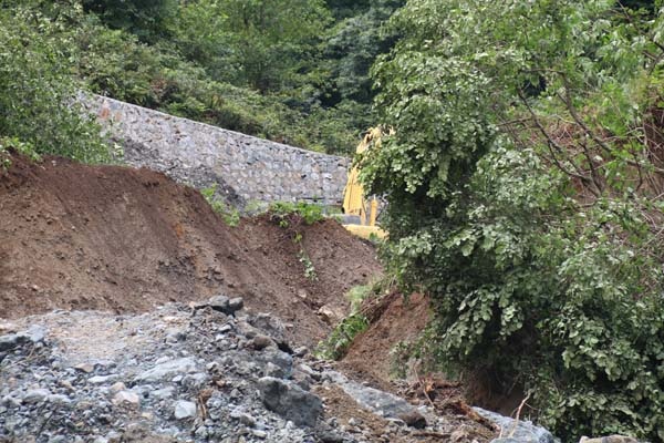 Rize'de facianın eşiğinden dönüldü 5