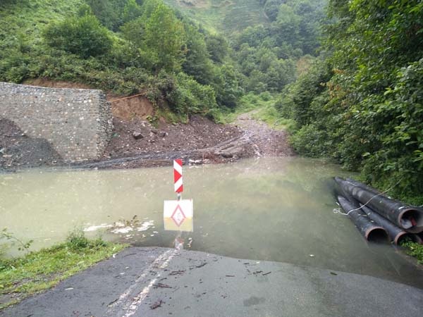 Rize'de facianın eşiğinden dönüldü 7