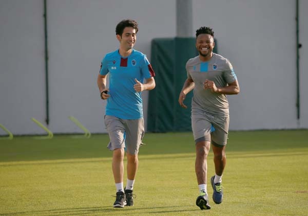 Trabzonspor ara vermeden Sparta Prag maçına hazırlanıyor 11