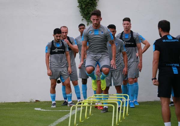 Trabzonspor ara vermeden Sparta Prag maçına hazırlanıyor 7