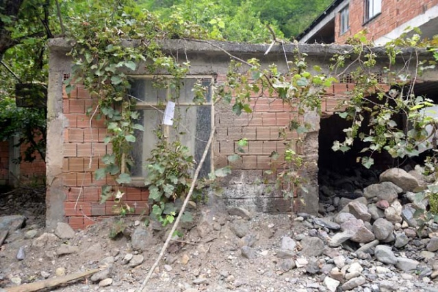 Selin vurduğu Çamlıktepe'de buruk bayram 6