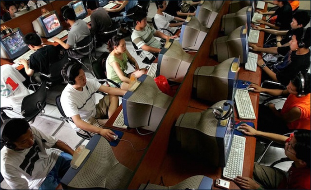 Dünyanın internette en çok vakit geçiren ülkeleri! Türkiye kaçıncı sırada? 12