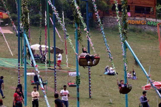 Ayder Yaylası tatilcilerle doldu 6