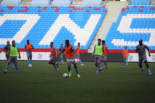 Trabzonspor antrenmanı Akyazı stadında yaptı 10