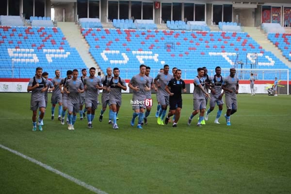 Trabzonspor antrenmanı Akyazı stadında yaptı 7