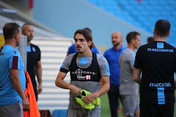 Trabzonspor antrenmanı Akyazı stadında yaptı 8